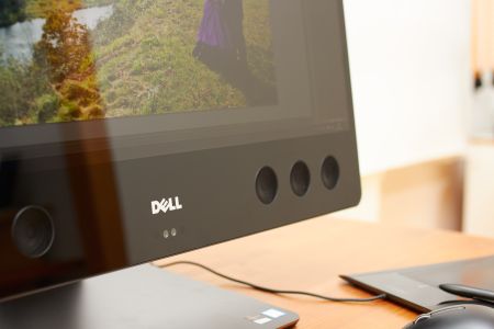 Dell XPS 27, vzhled a provedení Dell XPS 27, vzhled a provedení